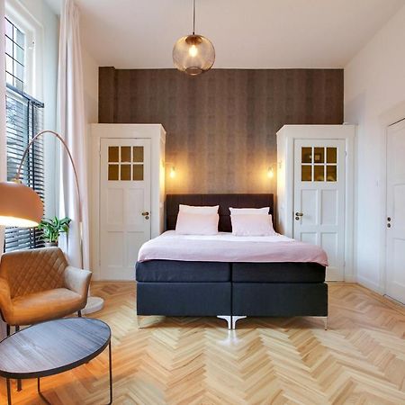 Romantische Stad Suite "Alora", Met Prive Parkeerplaats Alkmaar Exterior foto